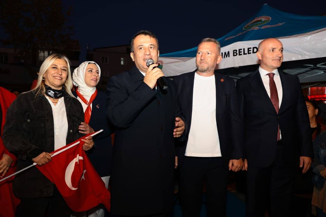 Samsun Derebahçe Mahallesi'nde Cumhuriyet coşkusu!