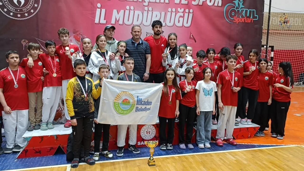 İlkadımlı sporcular başarıya doymuyor