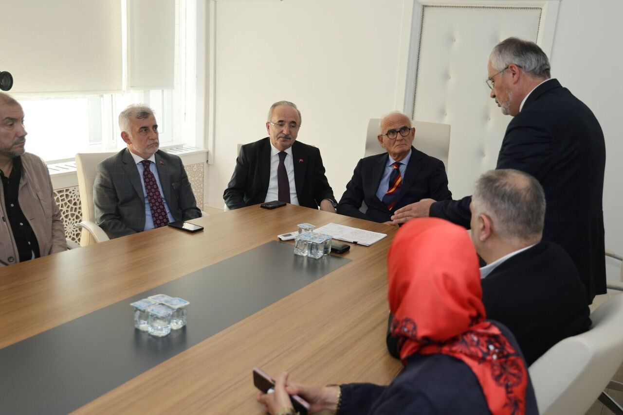 Yusuf Ziya Yılmaz Bafra'da: Teşkilatla buluştu, projeleri inceledi