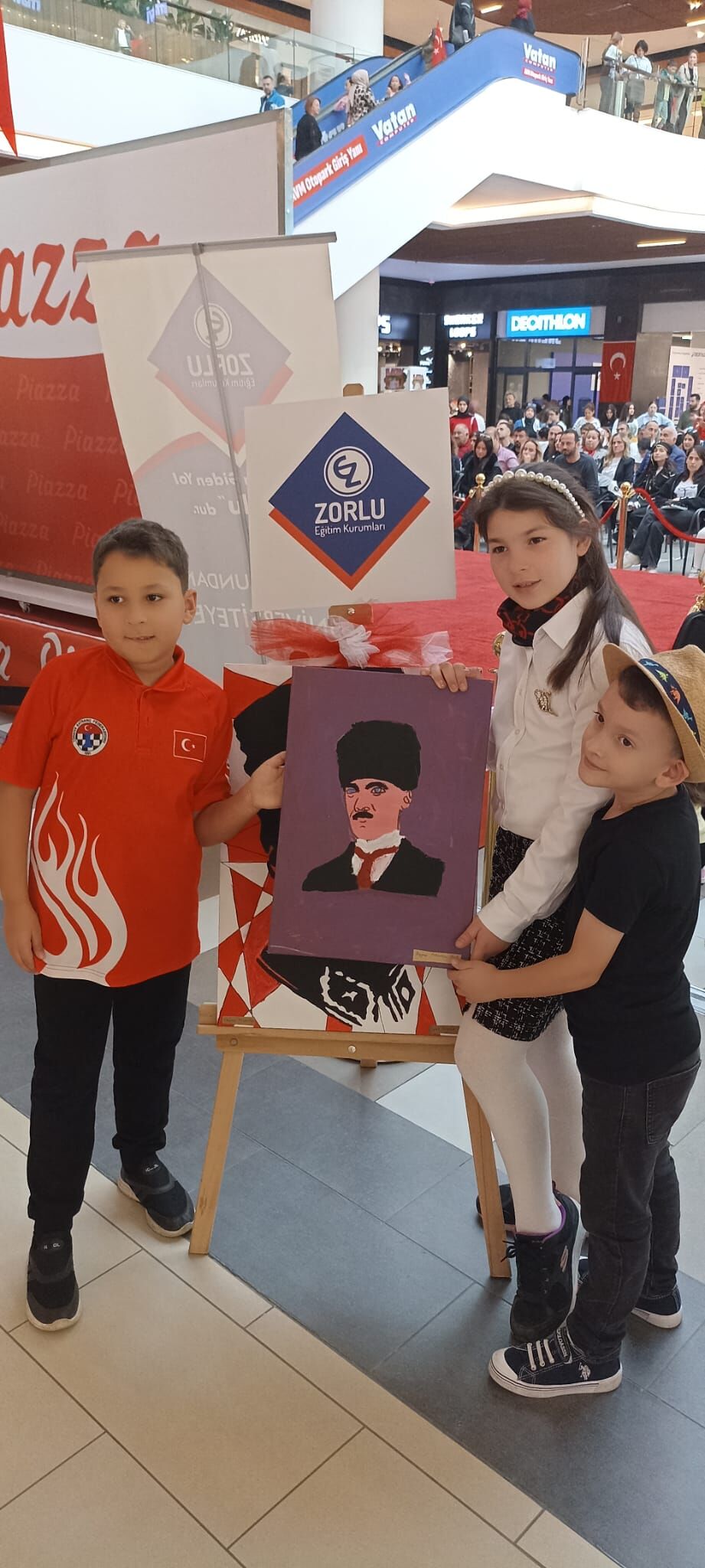 Samsun Zorlu Eğitim Kurumları'ndan şahane kutlama