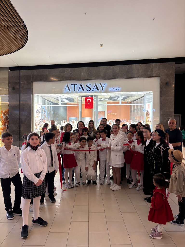 Samsun Zorlu Eğitim Kurumları'ndan şahane kutlama