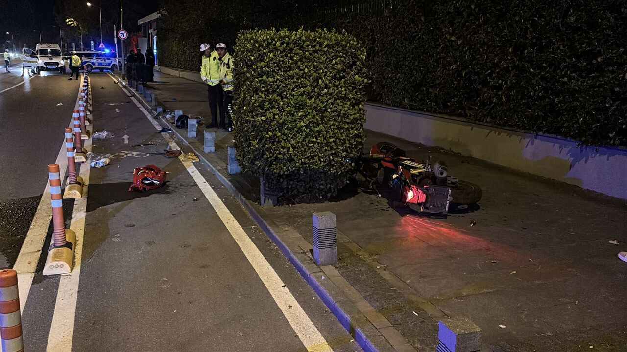 Samsun'da karşıya geçmek isterken motosiklet çarptı!