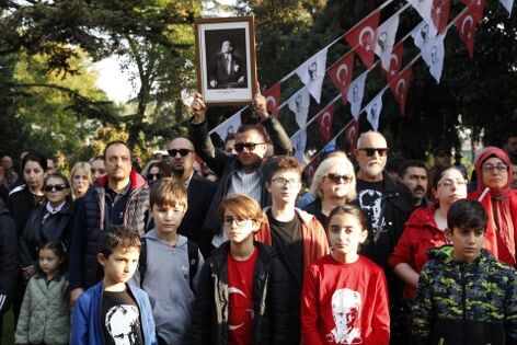 Samsun Ata'yı andı: Saat 9'u 5 geçe hayat durdu