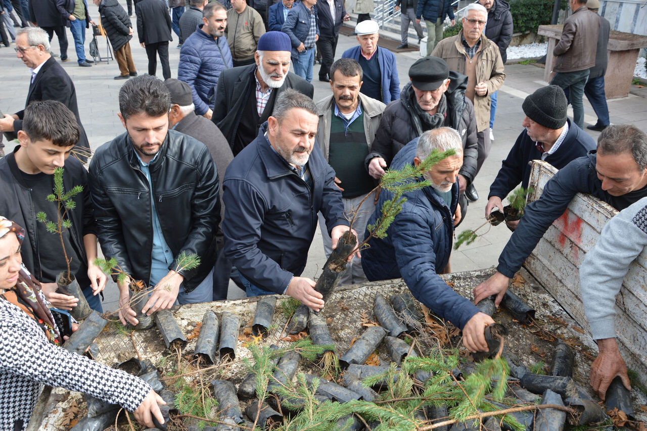 A A 20251114 39706254 39706251 H A V Z A B E L E D I Y E S I V A T A N D A S L A R A 1000 K I Z I L C A M F I D A N I D A G I T T I