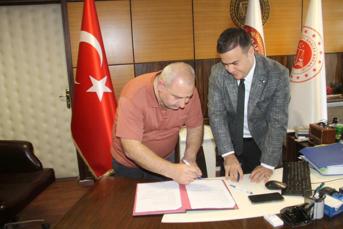 A A 20251127 39825185 39825183 C A R S A M B A D A A D L I Y E P E R S O N E L I N E Y E N I L O J M A N 1200X800