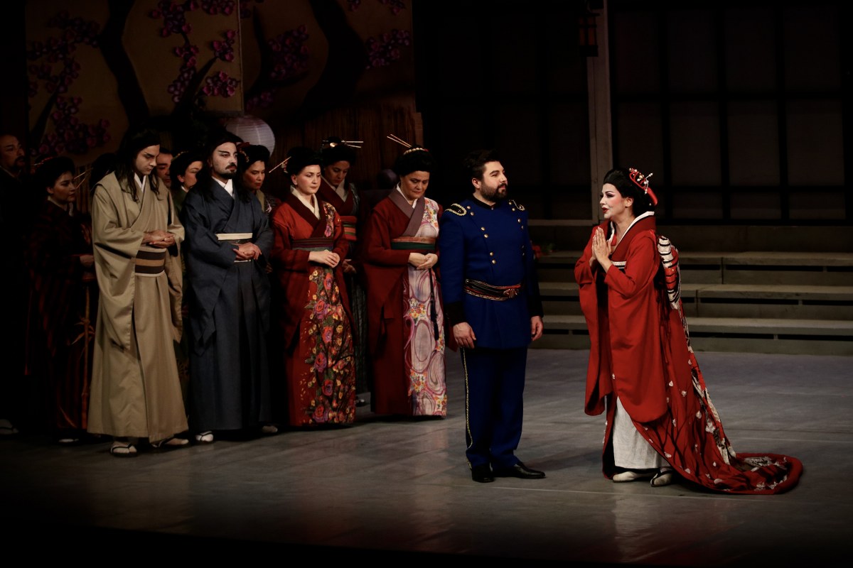 A A 20251129 39847670 39847667 S A M S U N D E V L E T O P E R A V E B A L E S I M A D A M A B U T T E R F L Y O P E R A S I N I S A H N E L E D I 1200X800