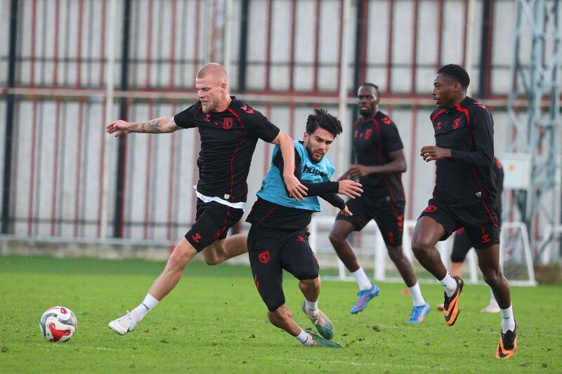 Samsunspor Konya'da zirve hesabında! Kritik maç 