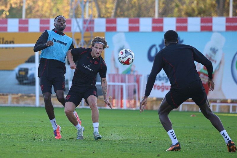 Samsunspor Konya'da zirve hesabında! Kritik maç 