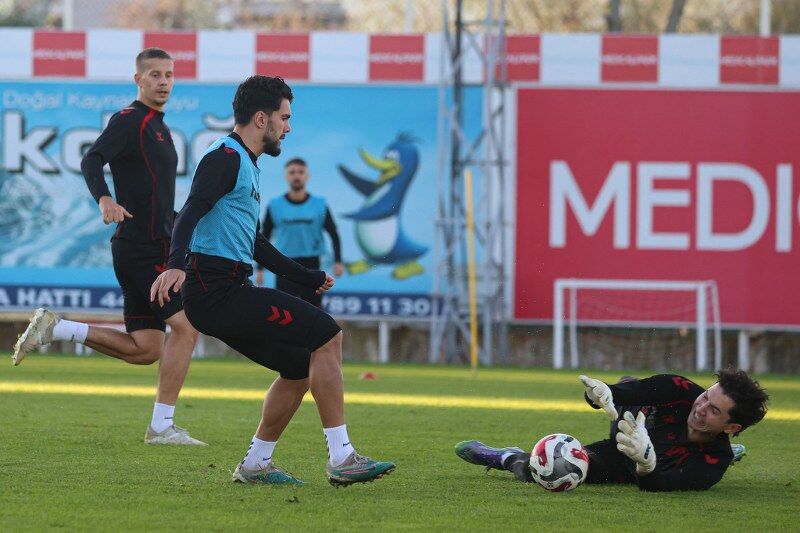 Samsunspor Konya'da zirve hesabında! Kritik maç 