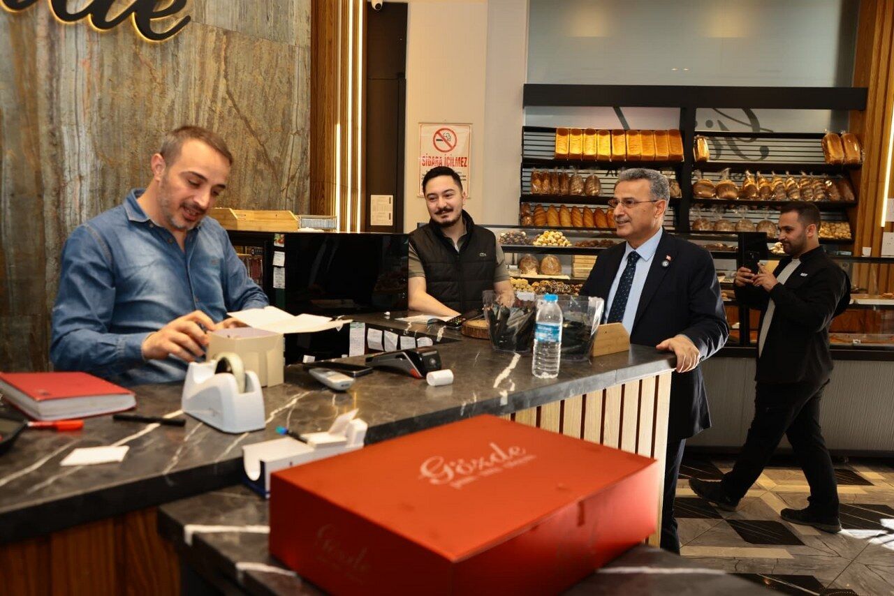 A W571659 05 1280X854