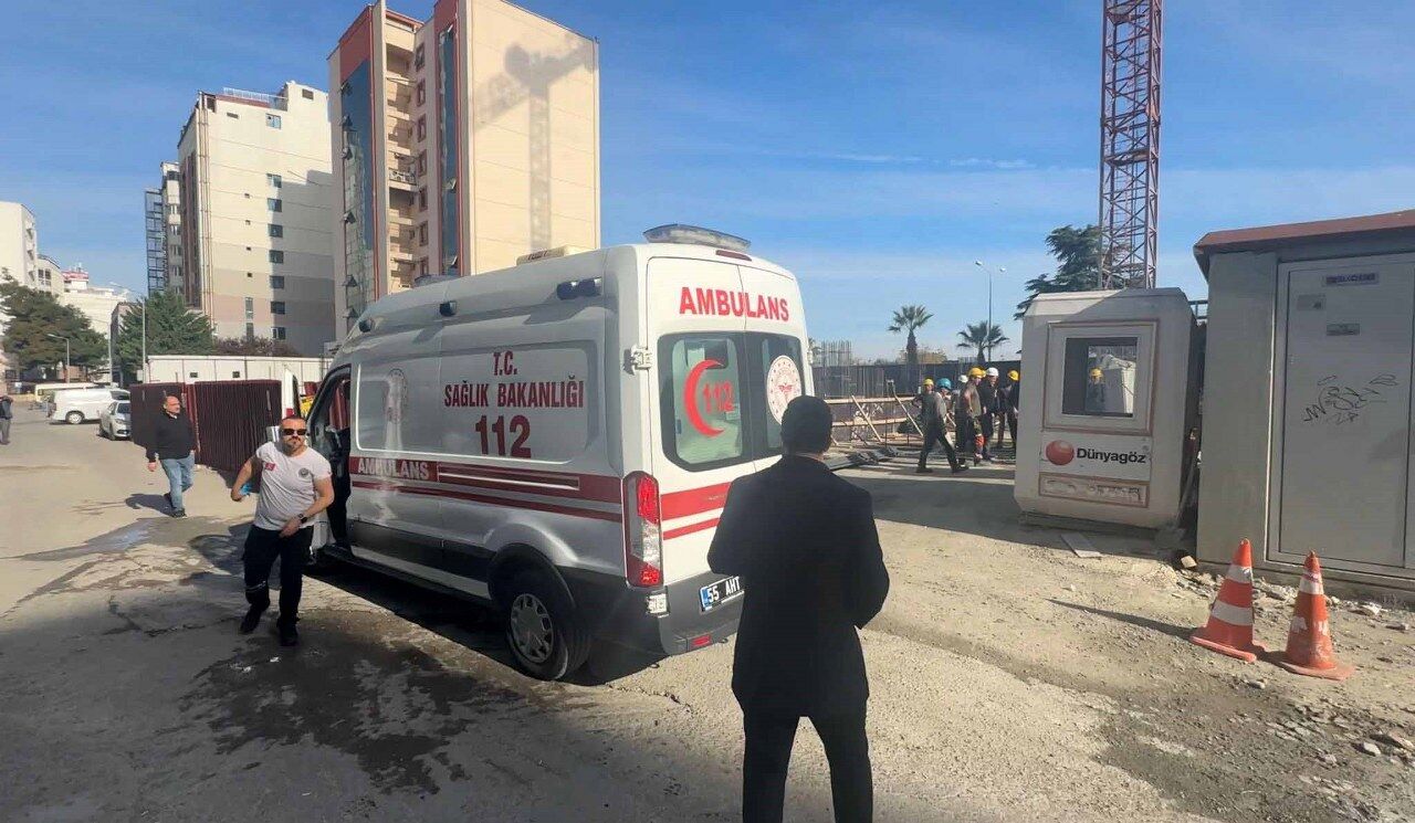 A W571893 05 1280X745