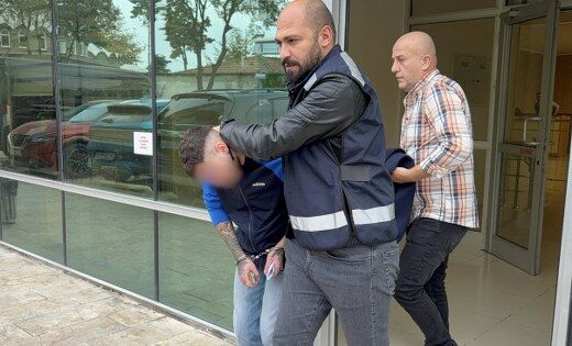 Samsun'da banka şubesi önünde bıçaklı saldırı!