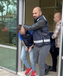 Samsun'da banka şubesi önünde bıçaklı saldırı!