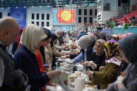 Samsun’da Gazze için hayır çarşısına büyük ilgi