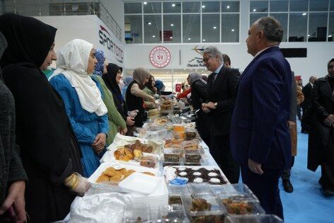 Samsun’da Gazze için hayır çarşısına büyük ilgi