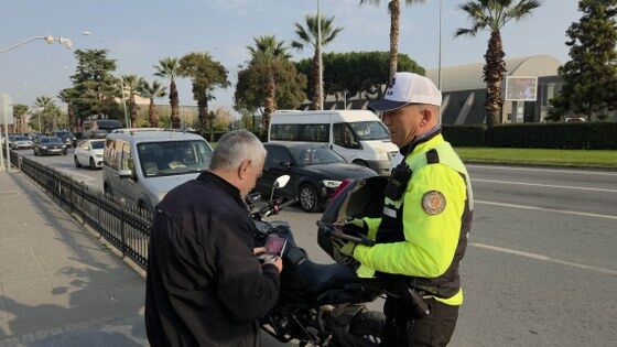 Samsun'da "Bana ceza yazmıyorlar" dedi, çifte cezayı yedi!