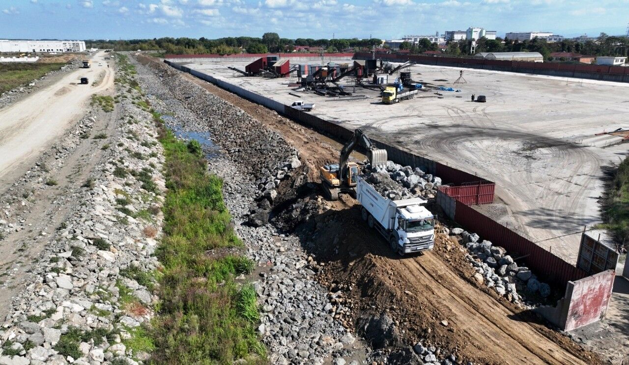 A W575359 05 1280X743