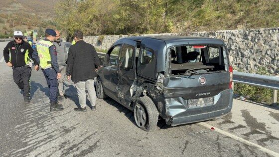 Samsun Kavak'ta zincirleme kaza! 4 yaralı