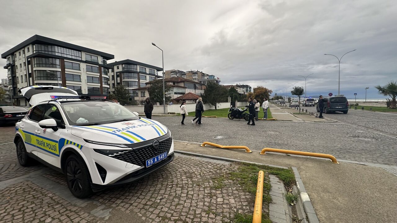 Samsun'da kaza: Motosiklet ile otomobil çarpıştı