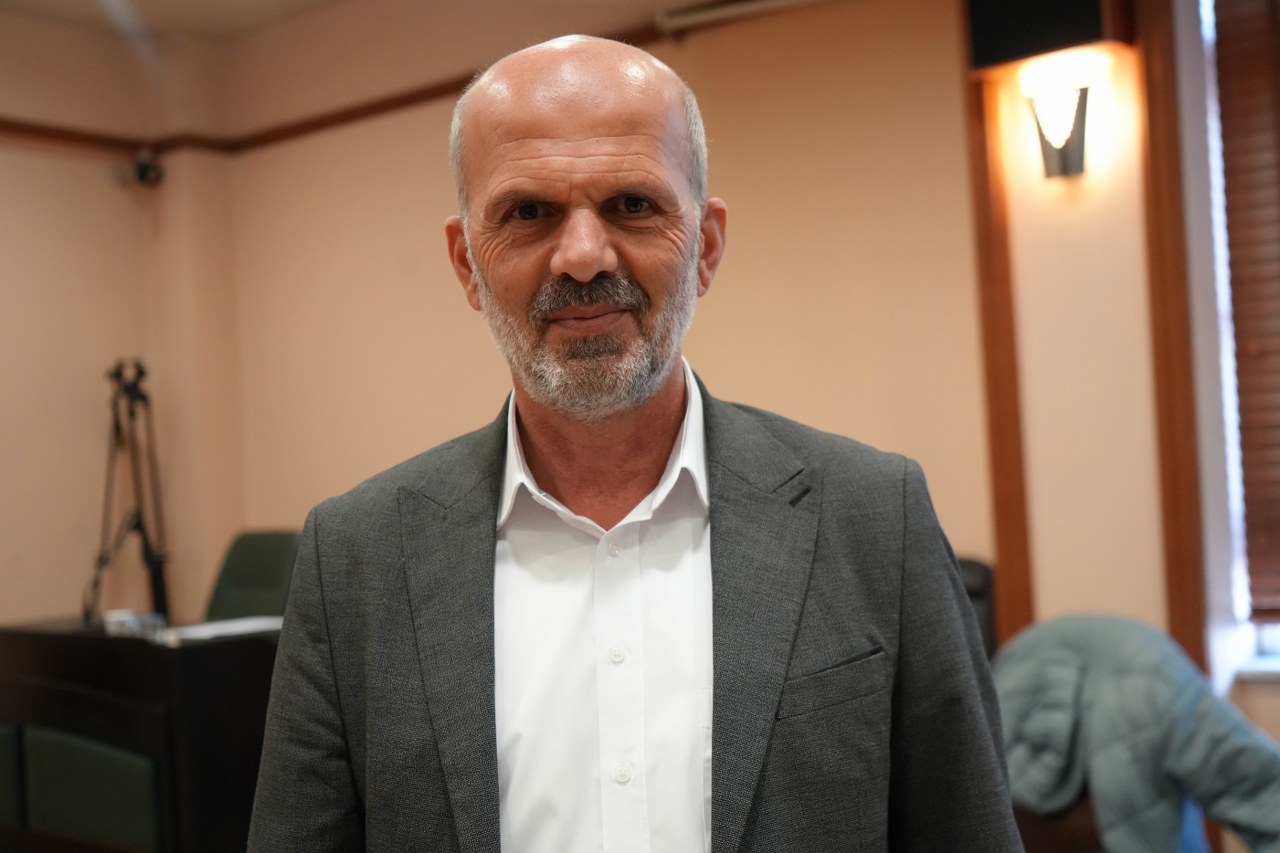 A W582624 04 1280X853