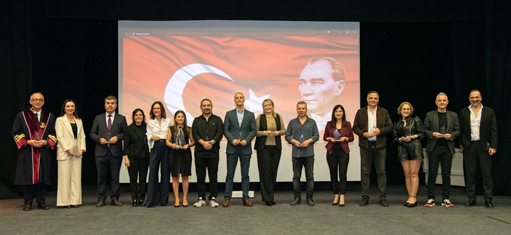 OMÜ'de beyaz önlük töreni ve 25. yıl gururu