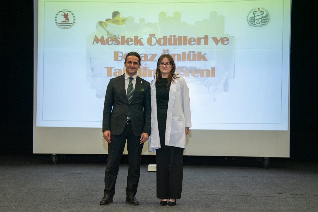 OMÜ'de beyaz önlük töreni ve 25. yıl gururu