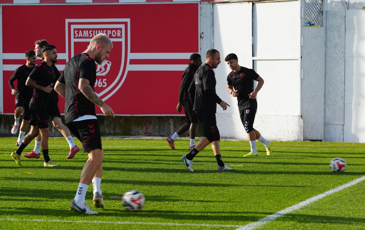 A W584149 06 1271X800