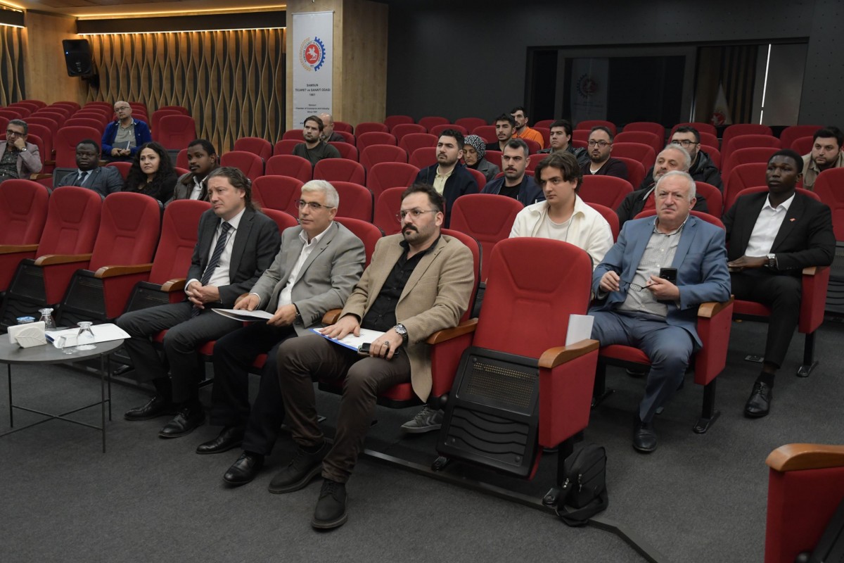 A W584151 05 1200X800