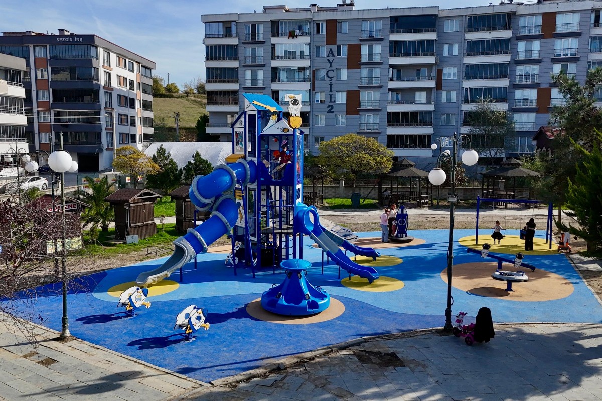 A W584295 02 1200X800