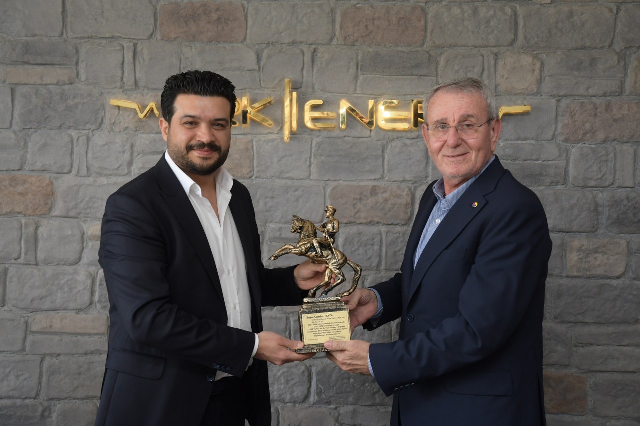 A W587269 01 1280X853