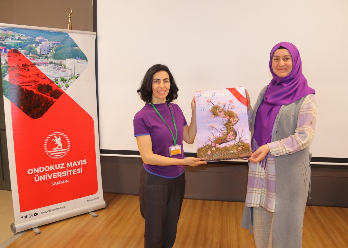 A W589463 05 1124X800