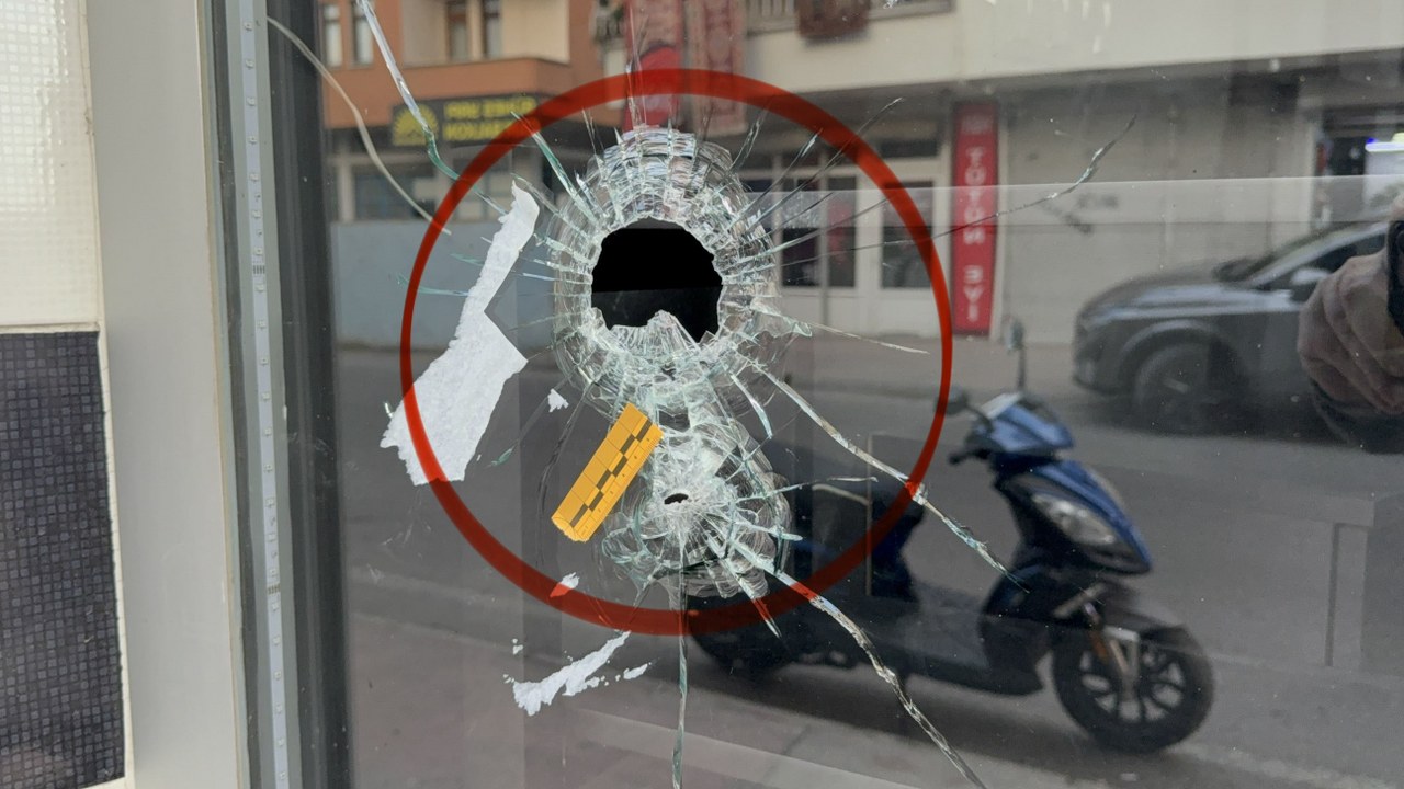 A W590014 04 1280X720