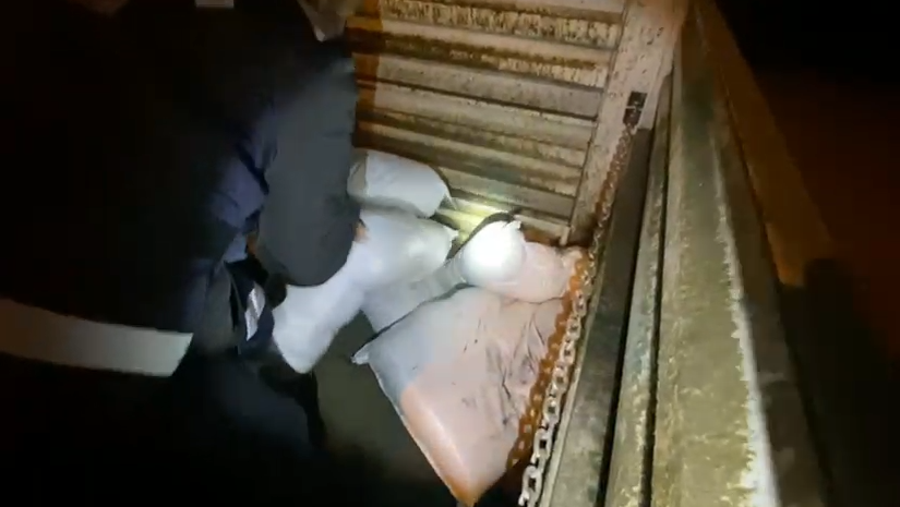 Samsun'da tıra operasyon: Yüklü miktarda ele geçirildi