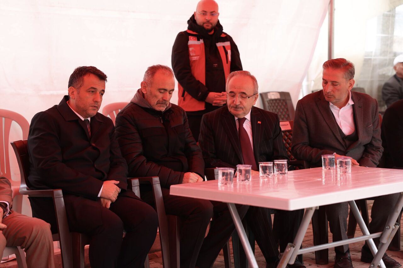 Samsunlu şehit Emre Altıok’un ailesine siyasilerden taziye ziyareti