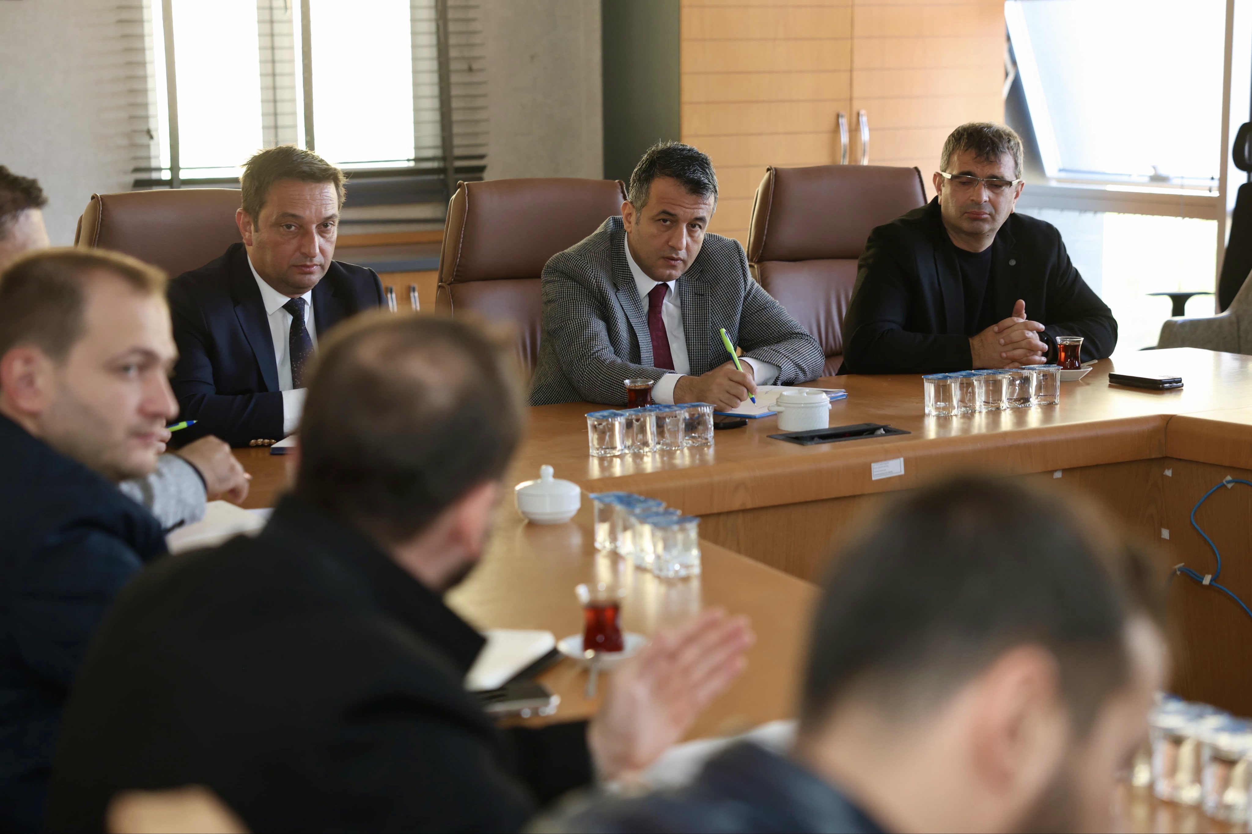 G6 Gvu9S W Y A Ezk Jl