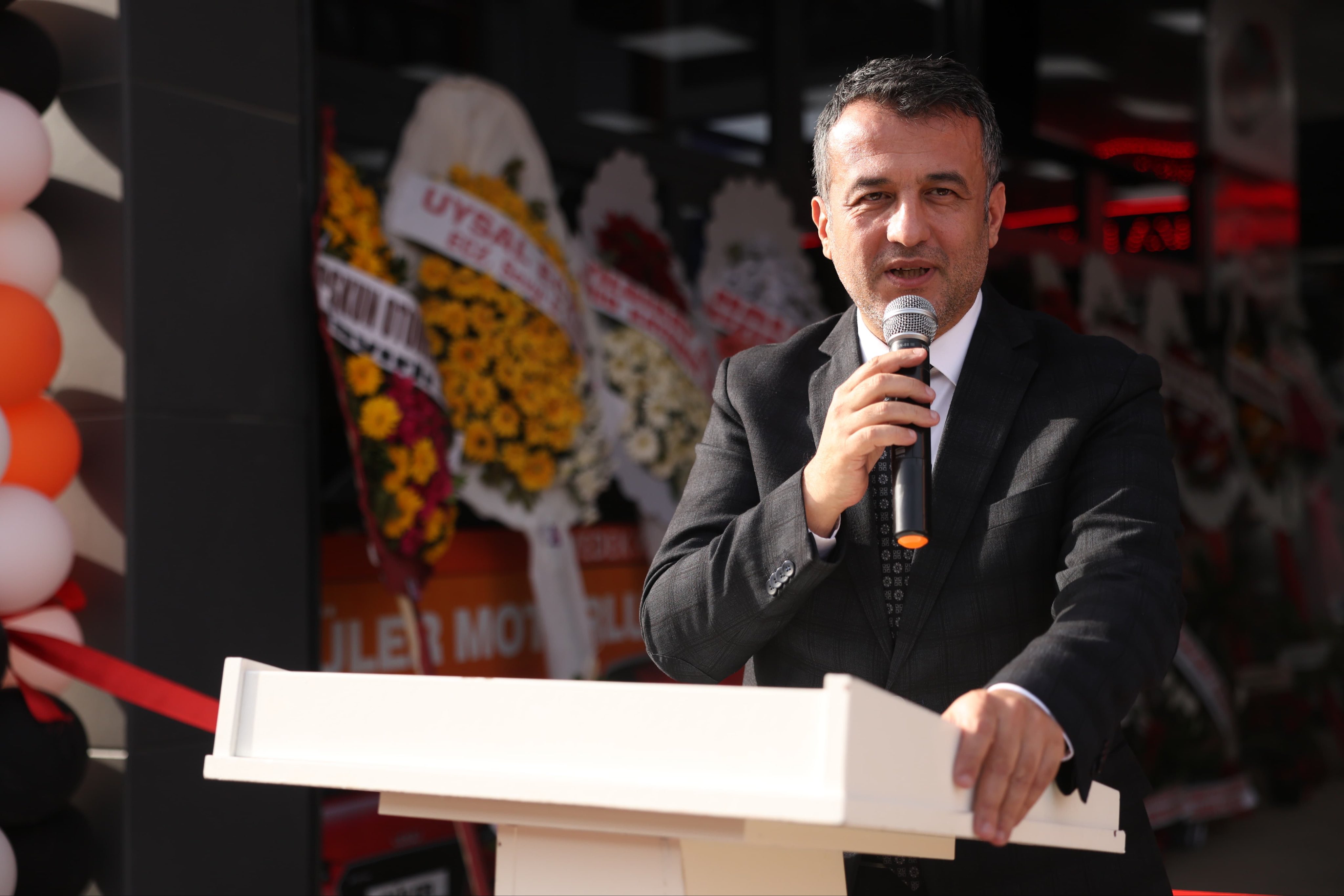 G6 Nt2C N W A A A K J Ou