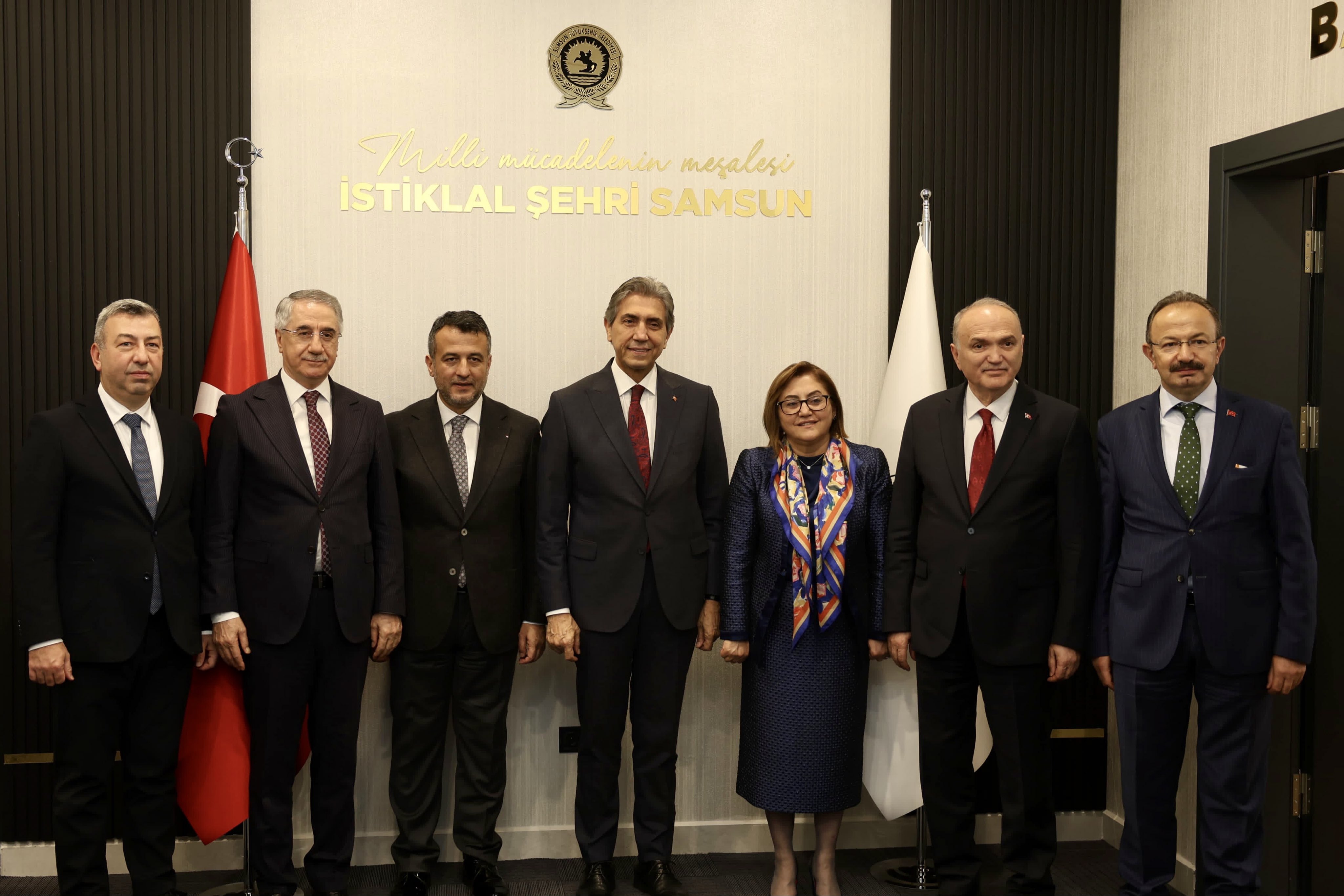 G62Y5 Vq W E A E V N L