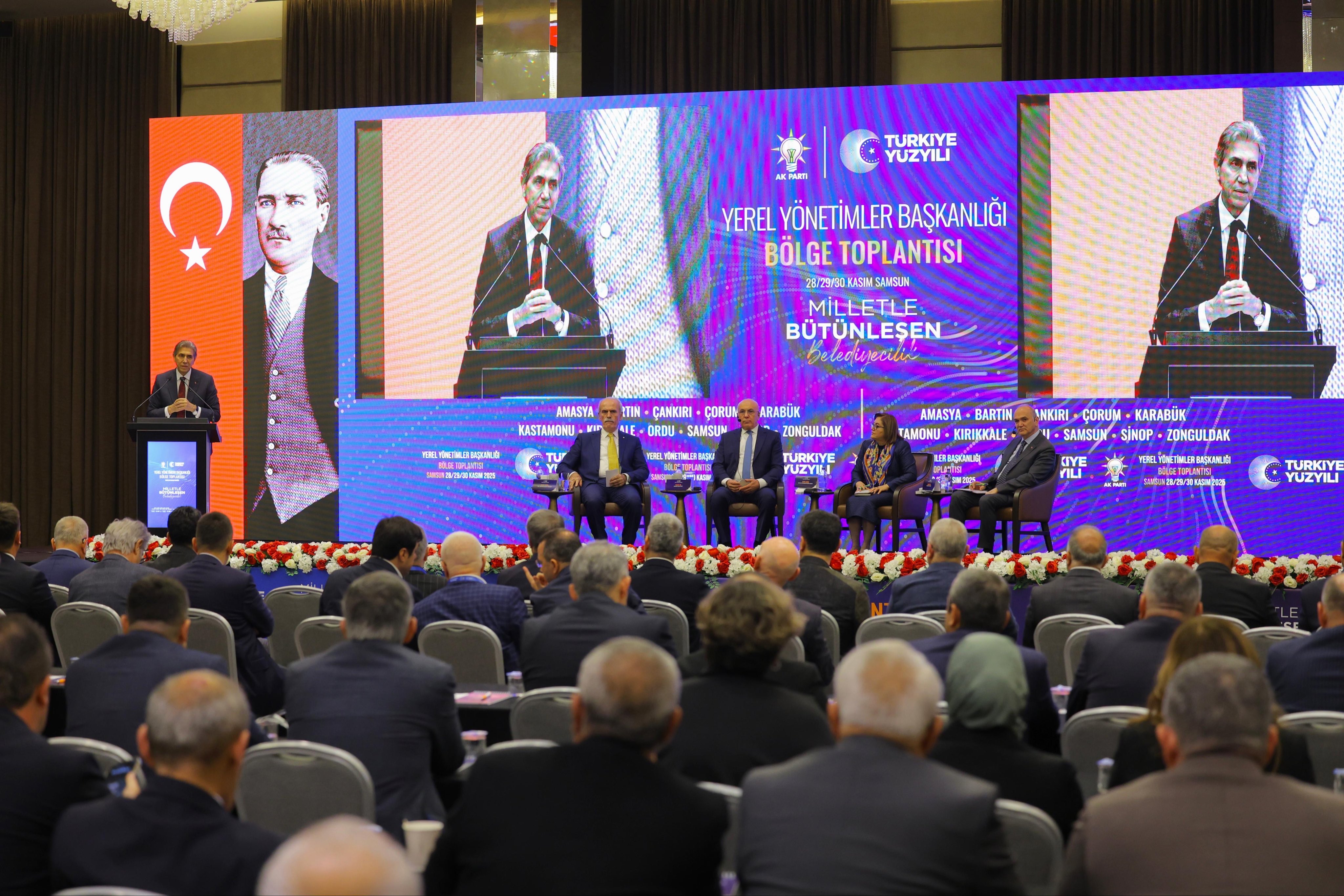 AK Parti Samsun’da yerel tönetim vizyonunu masaya yatırdı