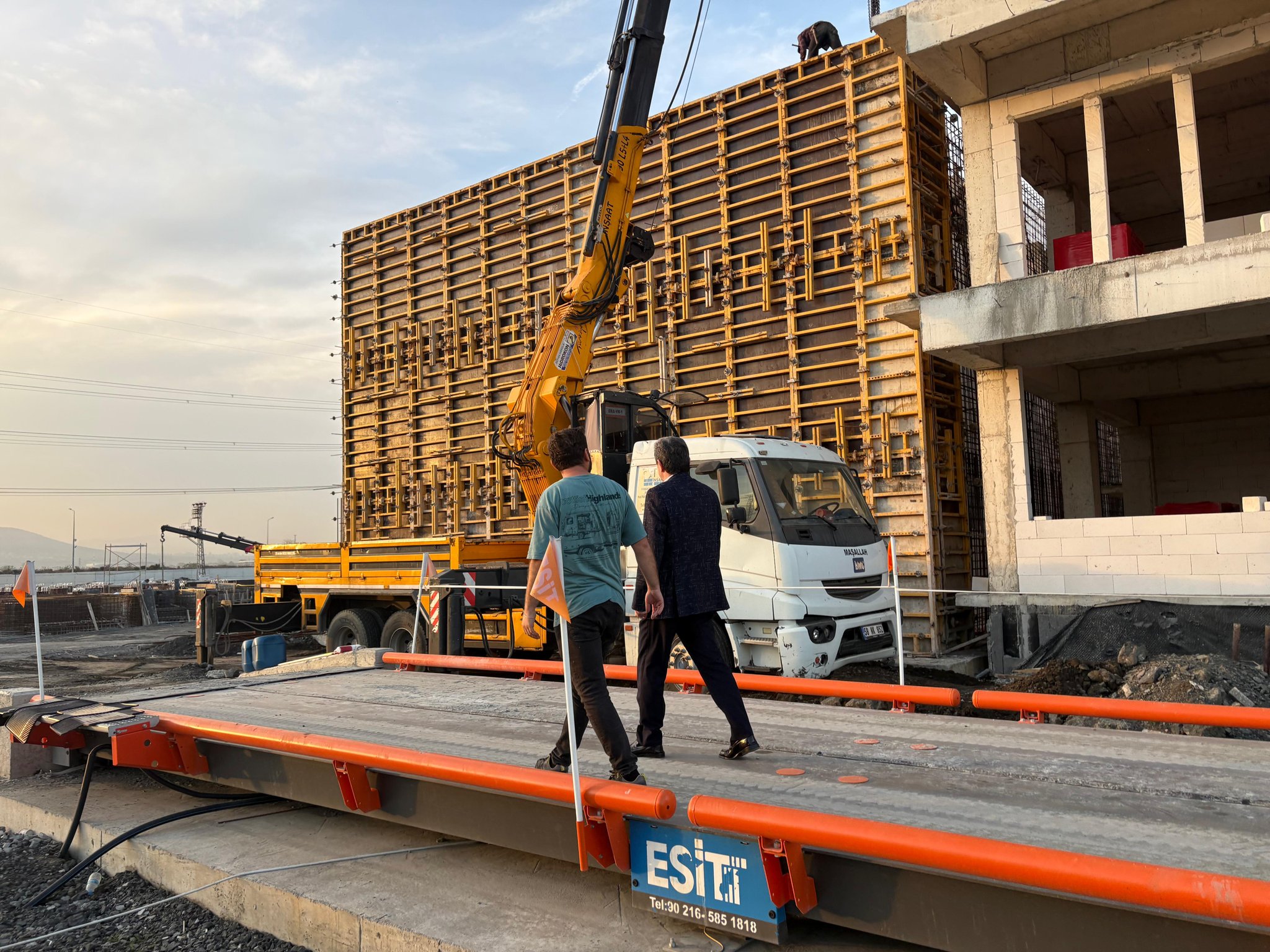 G6B82 Jn X I A E22 R F