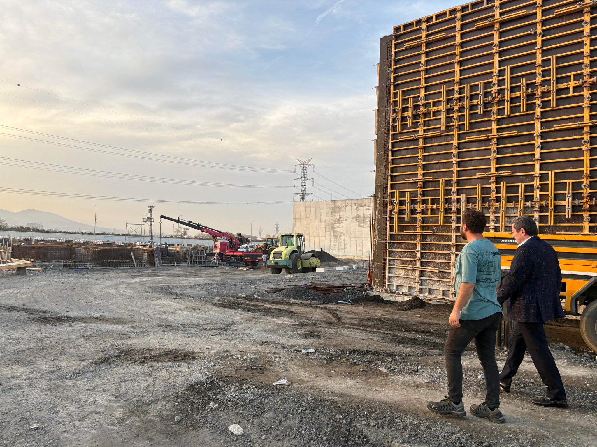 G6B82 P5 W4 A A7 Lx M