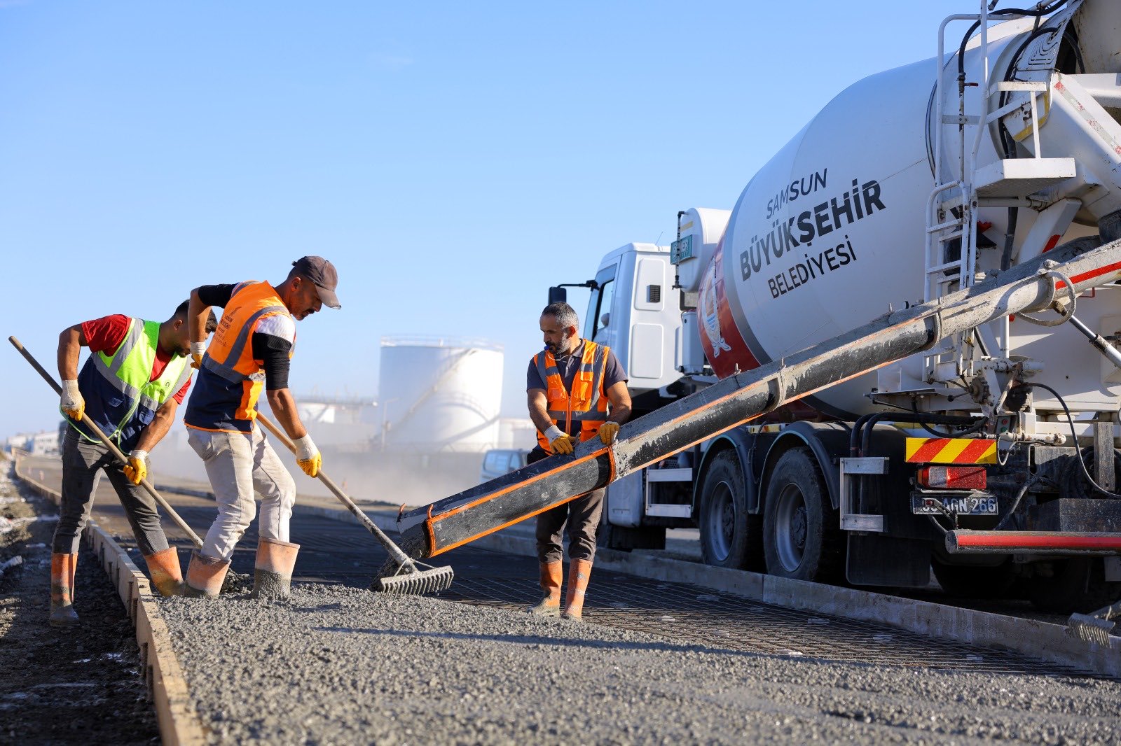 G6C Gl Nu Xc A A Y3Sy