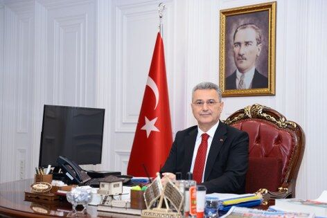 Samsun'da protokolden Atatürk'e vefa mesajı