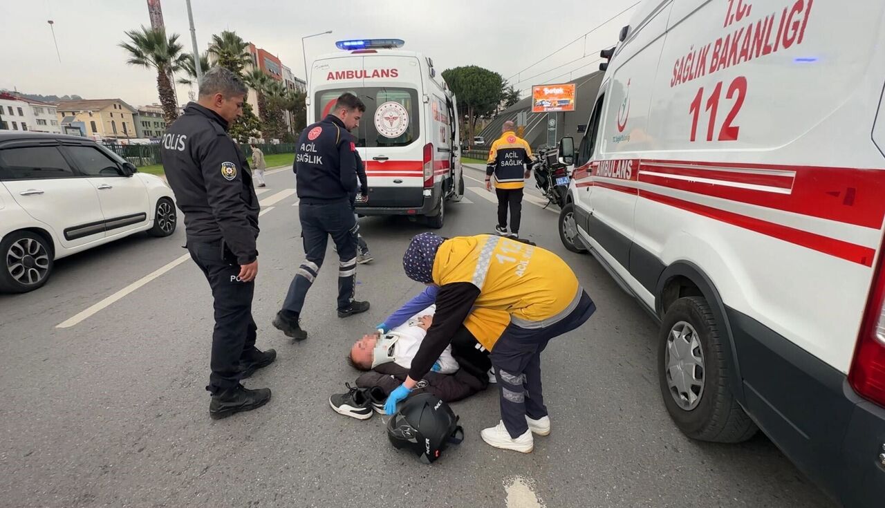 Samsun'da motosiklet sürücüsü metrelerce sürüklendi!