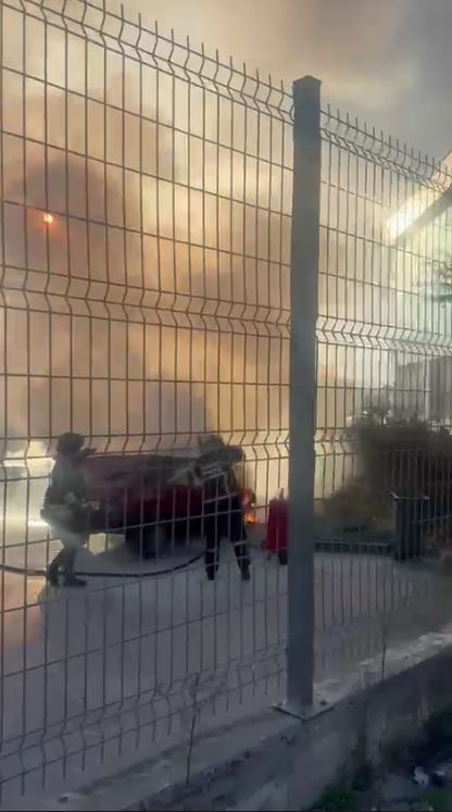 Samsun Park Halindeki Otomobil Alev Aldi 2911