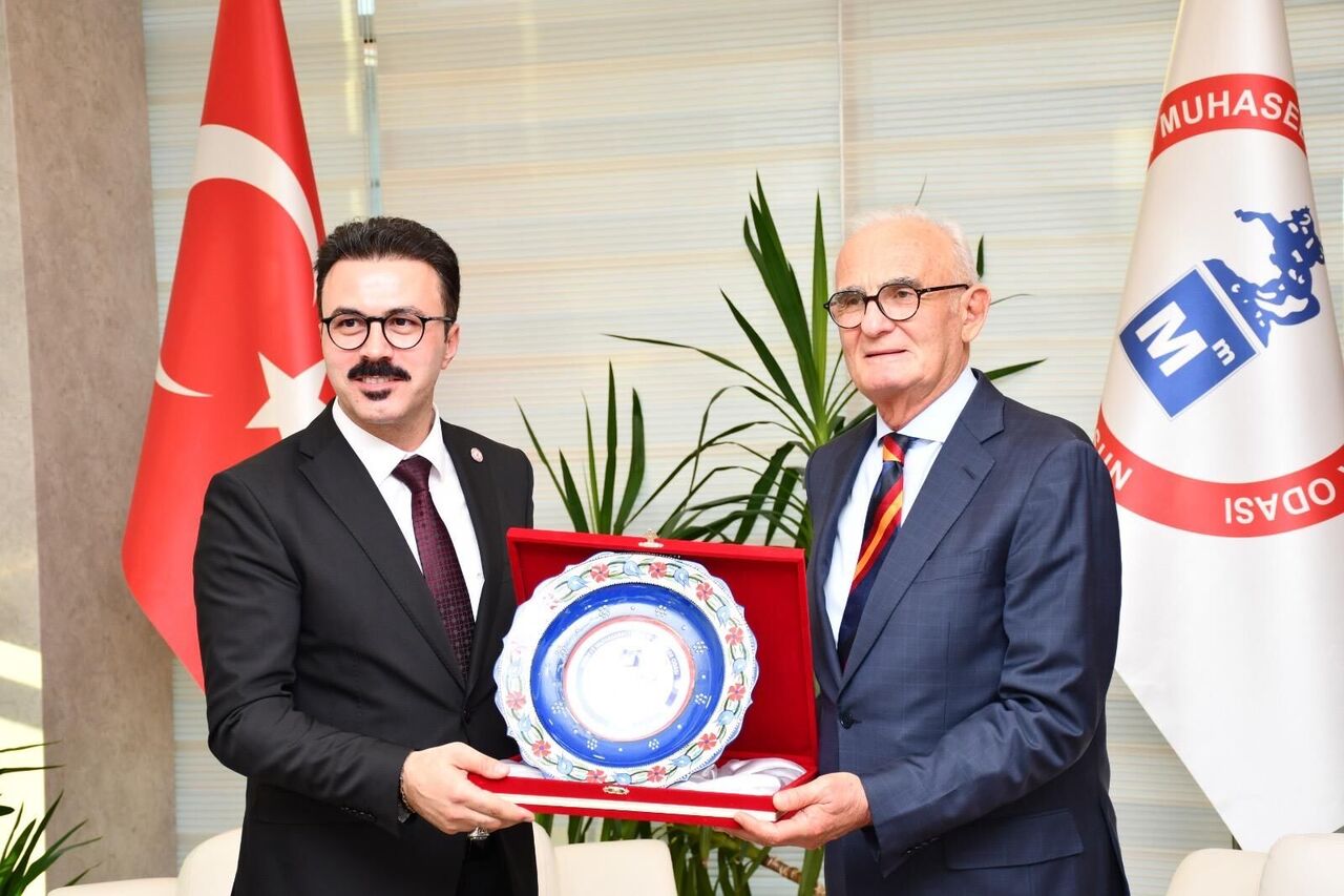 AK Partili Yusuf Ziya Yılmaz SMMMO’da 