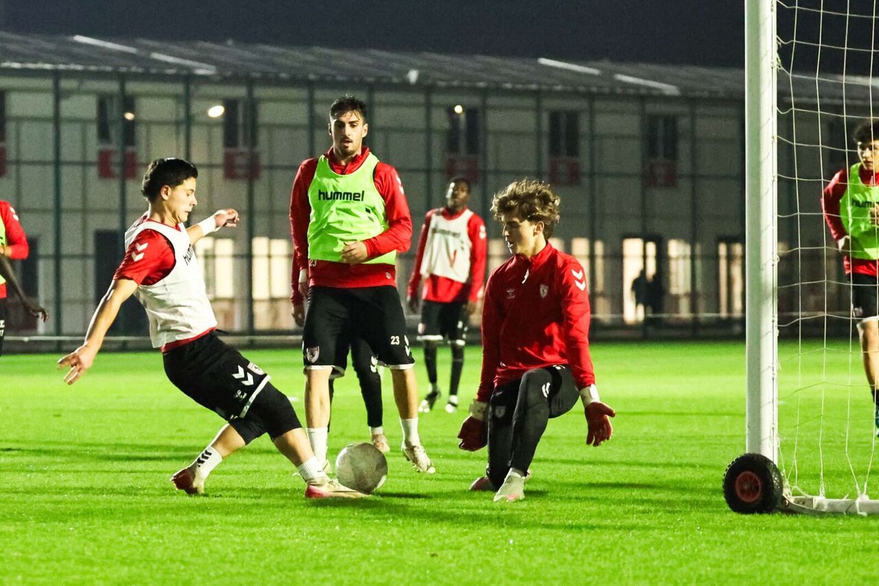 Samsunspor'da gençler Eyüpspor maçına hazırlanıyor