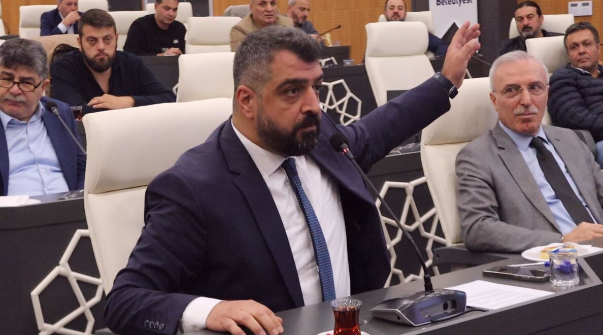 İlkadım Meclisi'nde Toybelen ruhsat ücreti polemiğinde CHP çelişkisi! 