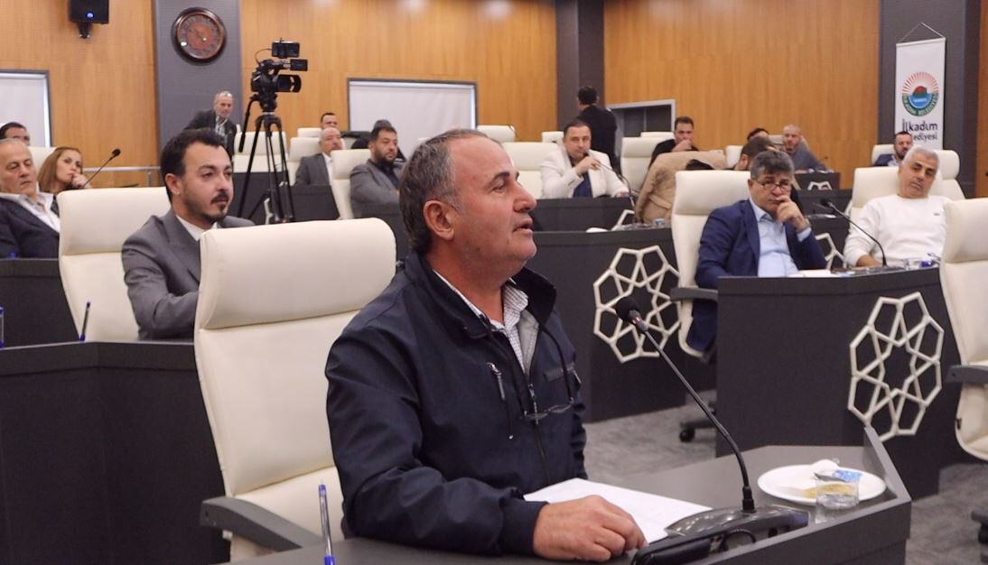 İlkadım Meclisi'nde Toybelen ruhsat ücreti polemiğinde CHP çelişkisi! 