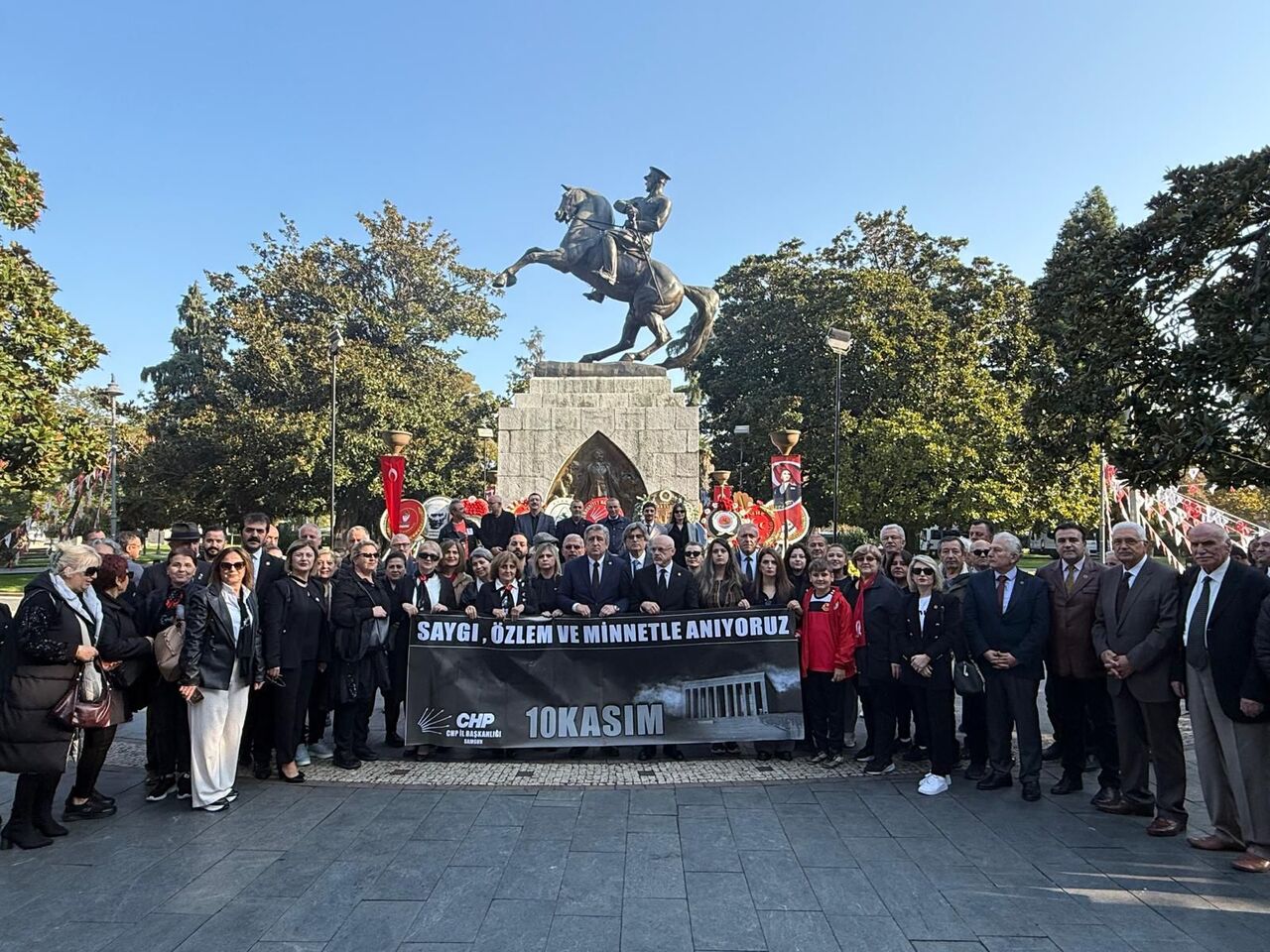 Samsun'da CHP'den Ata'ya anma ve MEB'e sitem