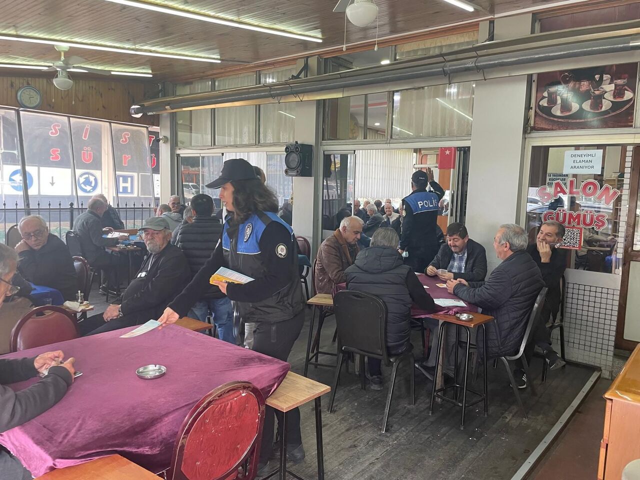 Samsun polisi sahada! 257 kişi bilgilendirildi